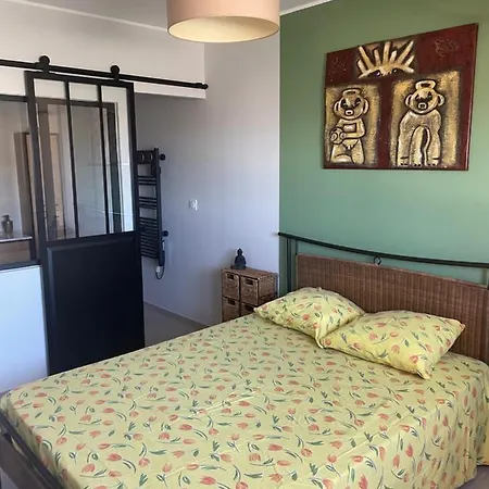 Location T2 De Standing Nyaraló